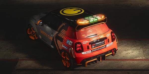 MINI Electric Pacesetter inspired by JCW