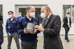 Technologietag Wasserstoff im BMW Werk Landshut, mit Bayerns Wirtschaftsminister Hubert Aiwanger (re.).