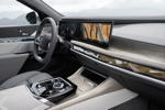 Der neue BMW i7 xDrive60, neues Cockpit mit neuem Lenkrad, Curved Display, neuer Mittelkonsole