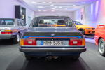 BMW Museum, Sonderausstellung 50 Jahre BMW M: BMW M535i, mit sportlich abgestimmten Fahrwerk, Recaro-Sitze, auf Wunsch mit M-Motorsport Streifen und Spoiler