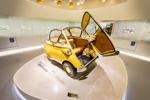BMW Museum: BMW Isetta, insgesamt entstehen rund 160.000 Isetten in verschiedenen Variationen