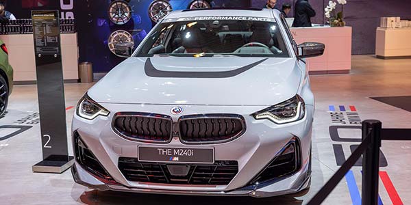 BMW M240i mit BMW M Performance Parts auf der Essen Motor Show 2022