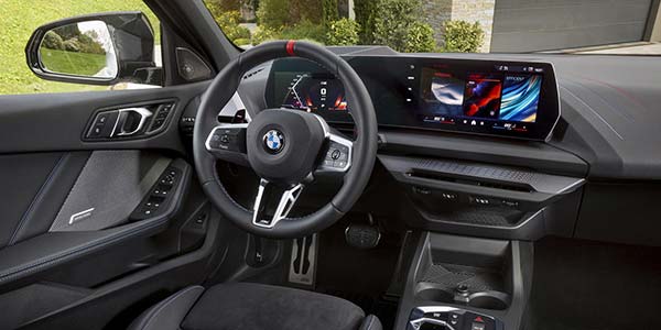 Der neue BMW M135 xDrive, Interieur