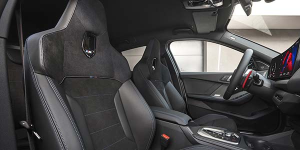 Der neue BMW M135 xDrive, Interieur, Sitze vorne