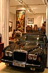 Rolls-Roye im Wohnzimmer auf der Essener Motorshow 2003