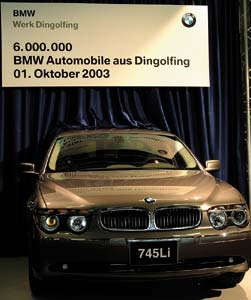 Der 6 Millionste BMW aus dem Werk Dingolfing: ein BMW 745Li