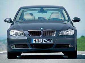 Der neue BMW 330i (Modell E90), ab Frühjahr 2005