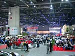 Hallenimpression vom Genfer Salon 2004