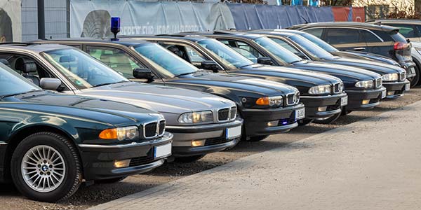 277. Rhein-Ruhr-Stammtisch im Maerz 2026: BMW E38 Parade